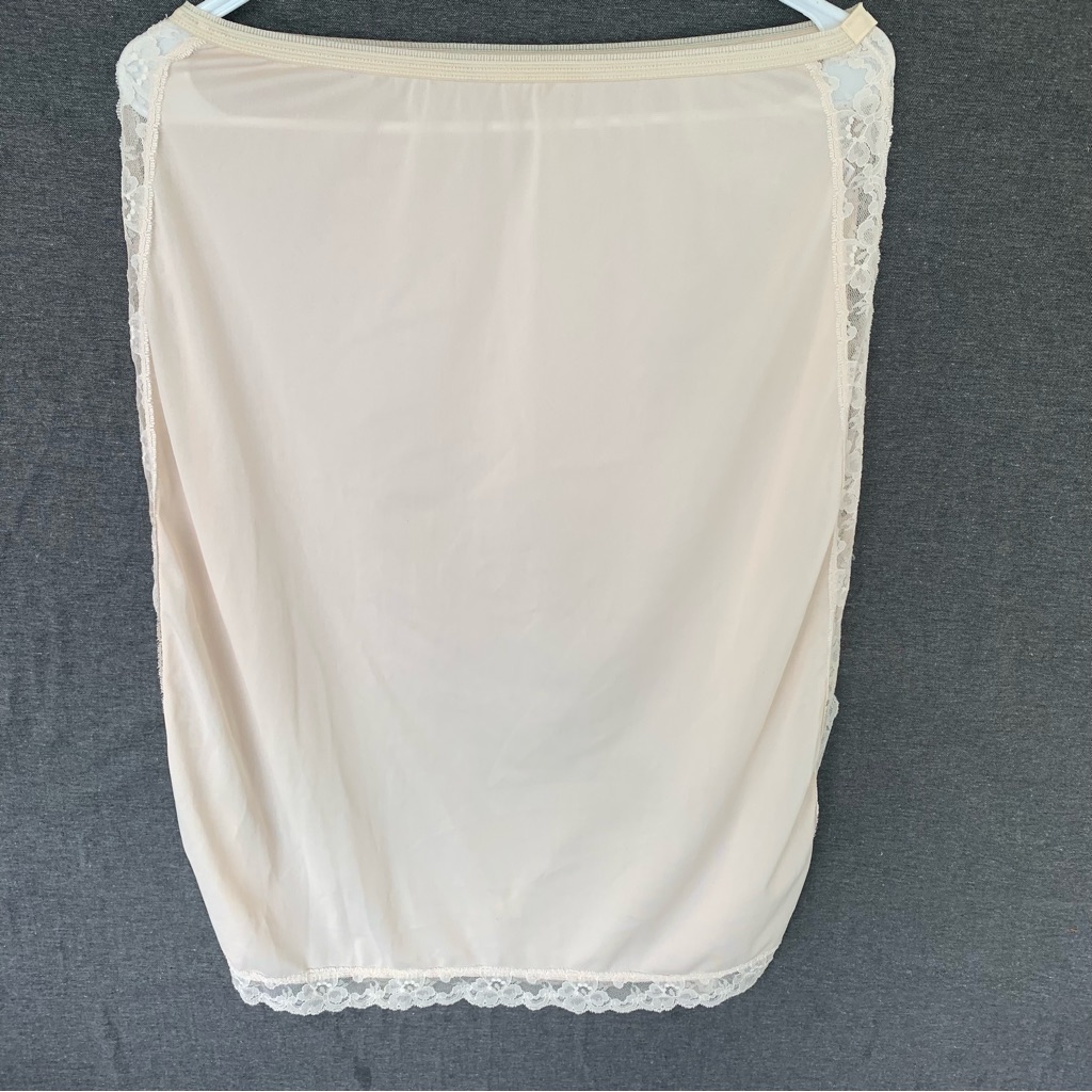 Vintage Cream Slip Skirt With Lace Trim Lorraine Tag Nylon Size Medium Tall